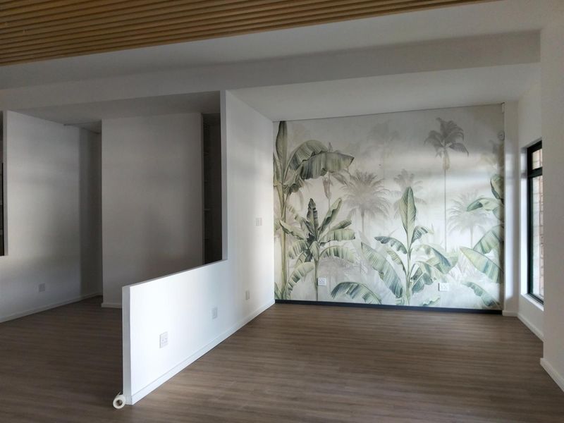 Retail Property to rent in Hillcrest, KwaZulu Natal - Photo 2