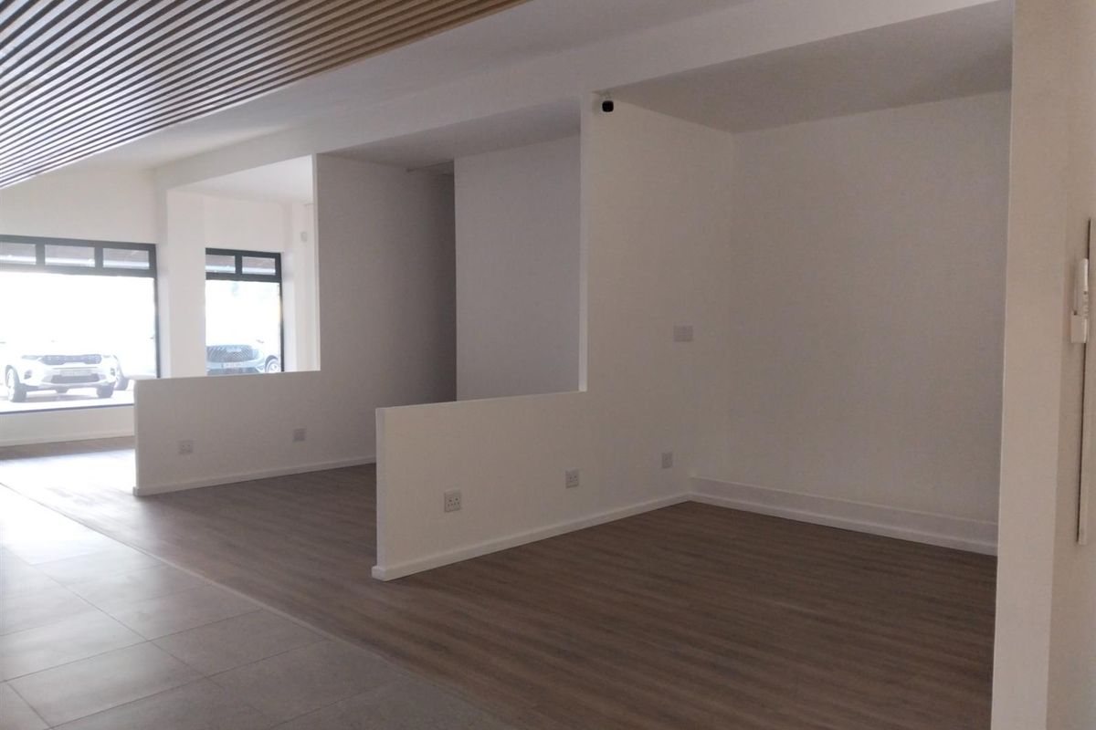 Retail Property to rent in Hillcrest, KwaZulu Natal - Photo 4