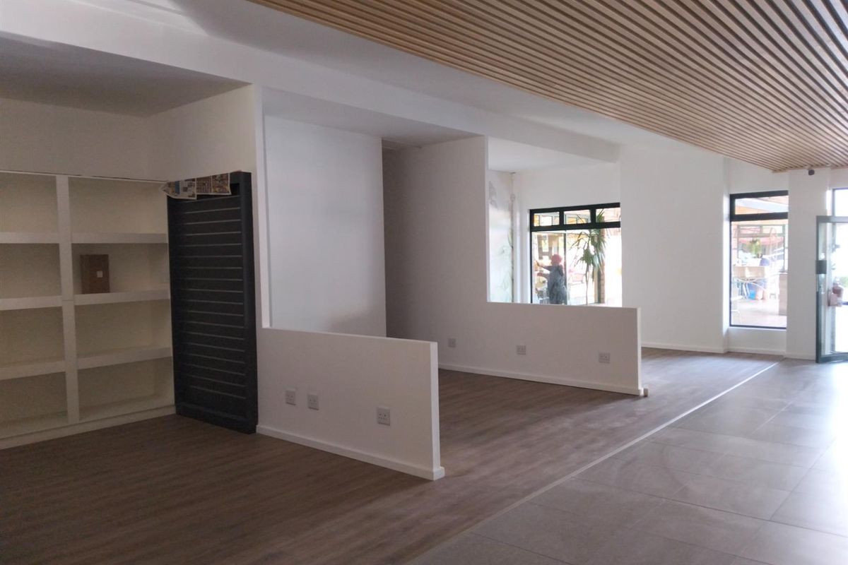 Retail Property to rent in Hillcrest, KwaZulu Natal - Photo 3