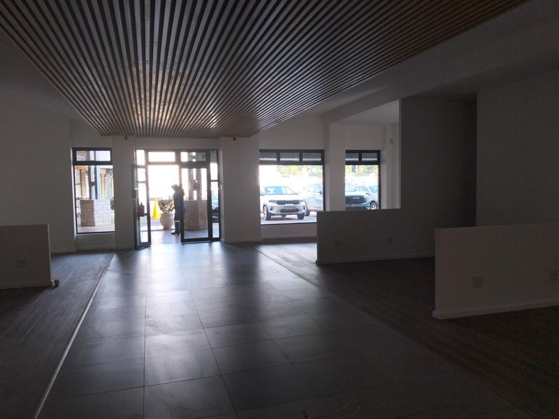 Retail Property to rent in Hillcrest, KwaZulu Natal - Photo 7