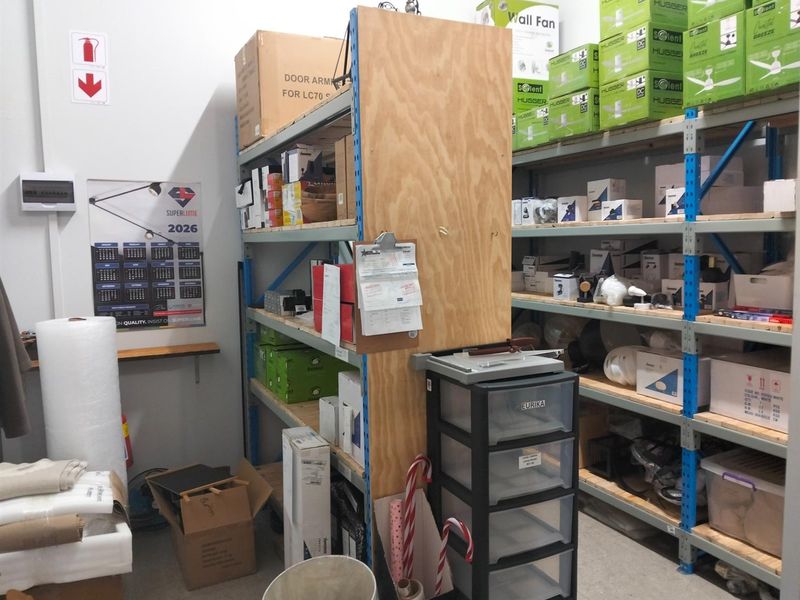 Retail Property to rent in Hillcrest, KwaZulu Natal - Photo 10