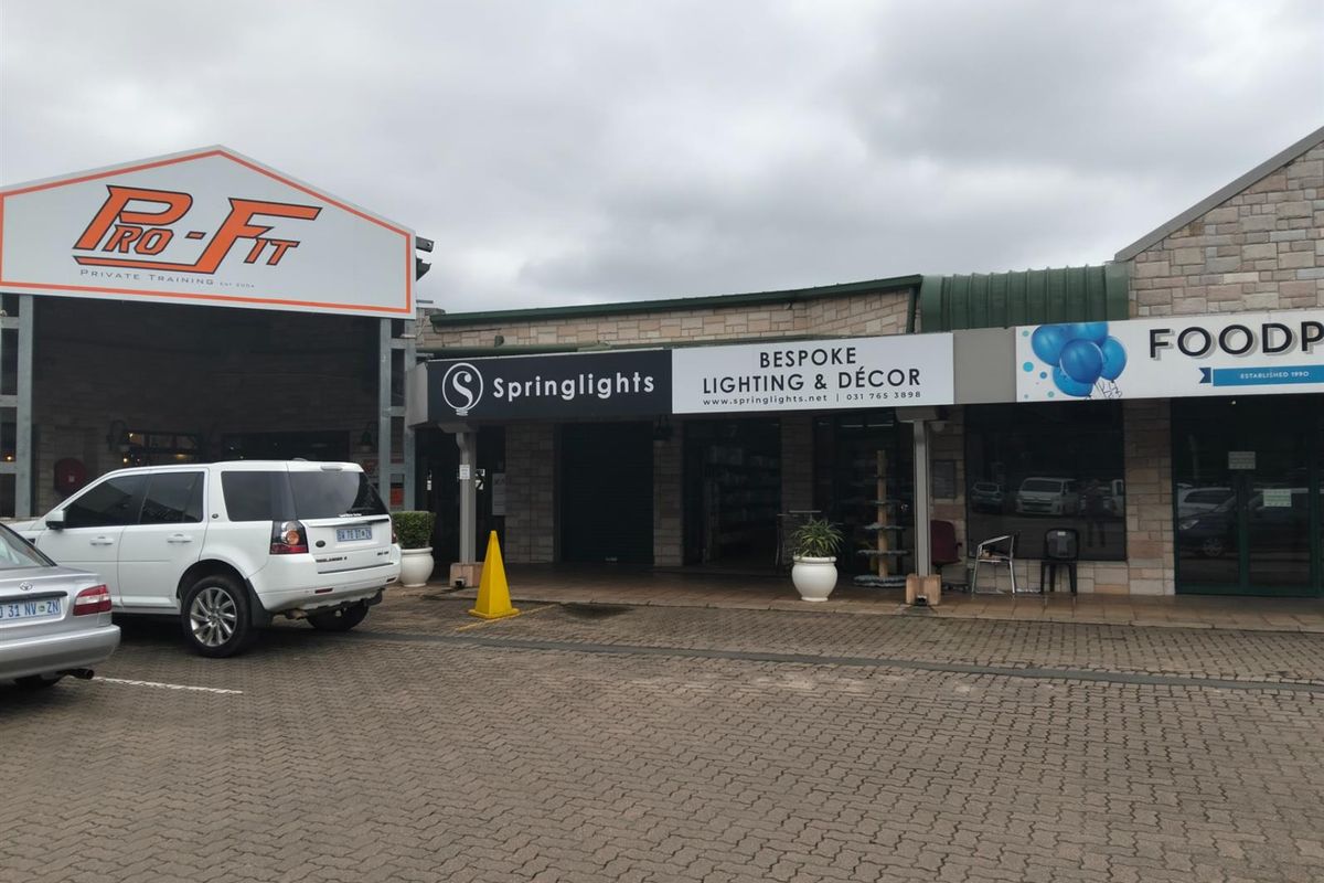 Retail Property to rent in Hillcrest, KwaZulu Natal - Photo 2