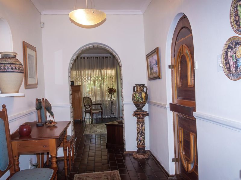 Prime Property with Ocean View and Exceptional Expansion Potential - Photo 4