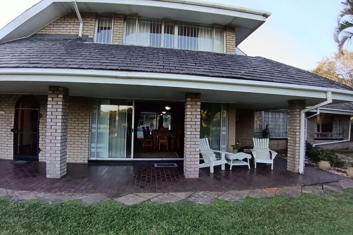 Prime Property with Ocean View and Exceptional Expansion Potential - Photo 4