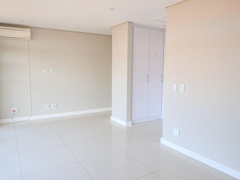 House For Sale in Izinga, Umhlanga, KwaZulu Natal - Photo 4