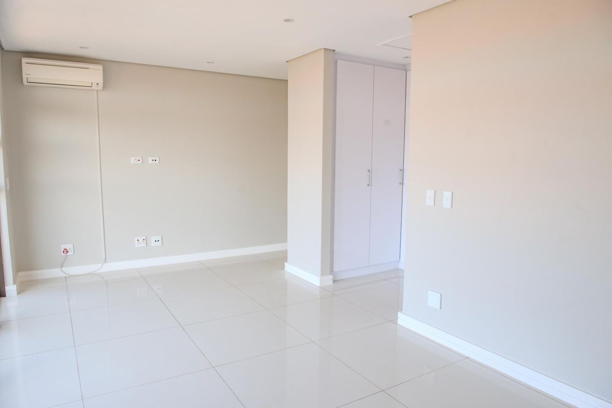 House For Sale in Izinga, Umhlanga, KwaZulu Natal - Photo 4