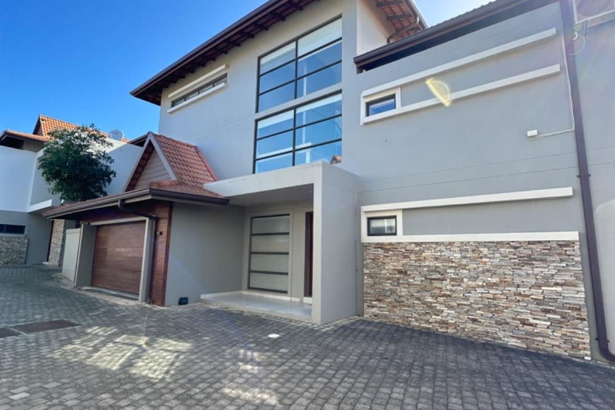 House For Sale in Izinga, Umhlanga, KwaZulu Natal - Photo 2