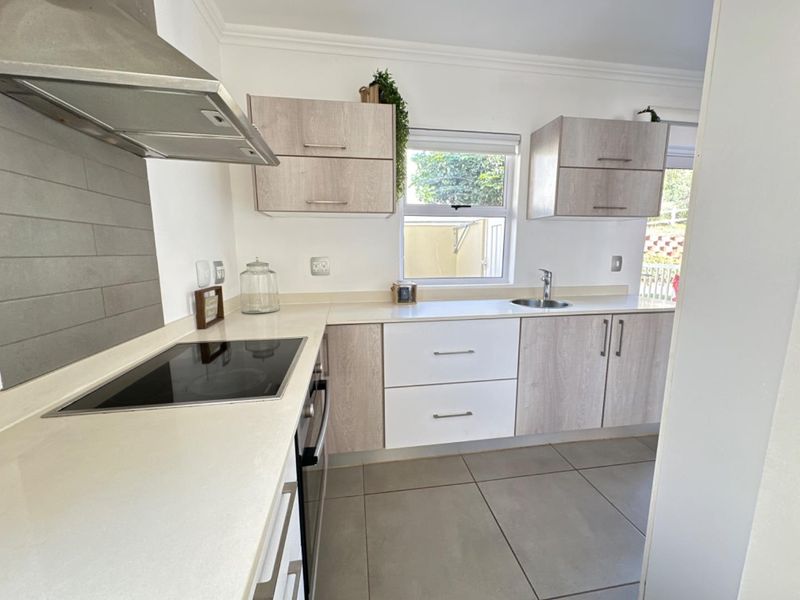 House For Sale in Kindlewood Estate, Mount Edgecombe, KwaZulu Natal - Photo 8