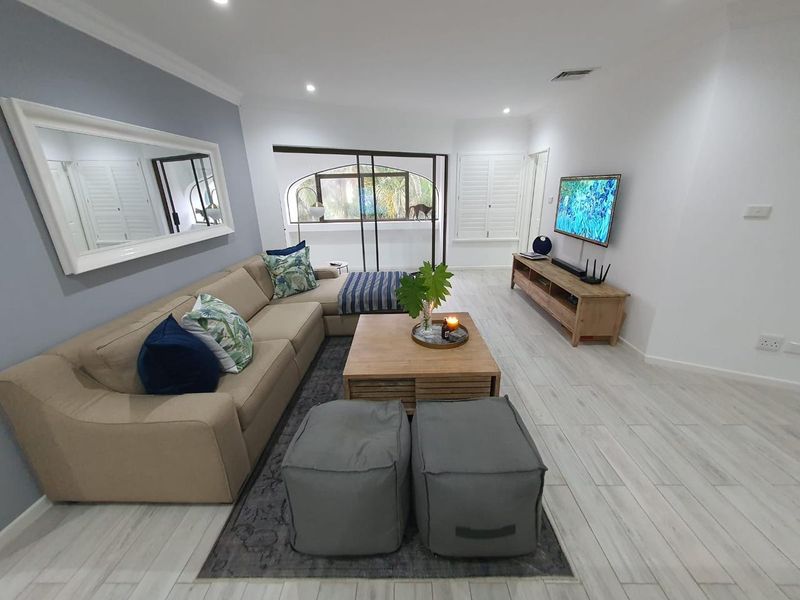 Apartment For Sale in Umhlanga Ridge, Umhlanga, KwaZulu Natal - Photo 2