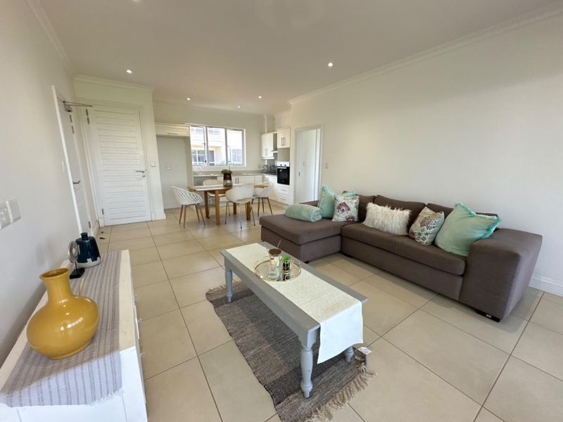 House For Sale in Kindlewood Estate, Mount Edgecombe, KwaZulu Natal - Photo 4