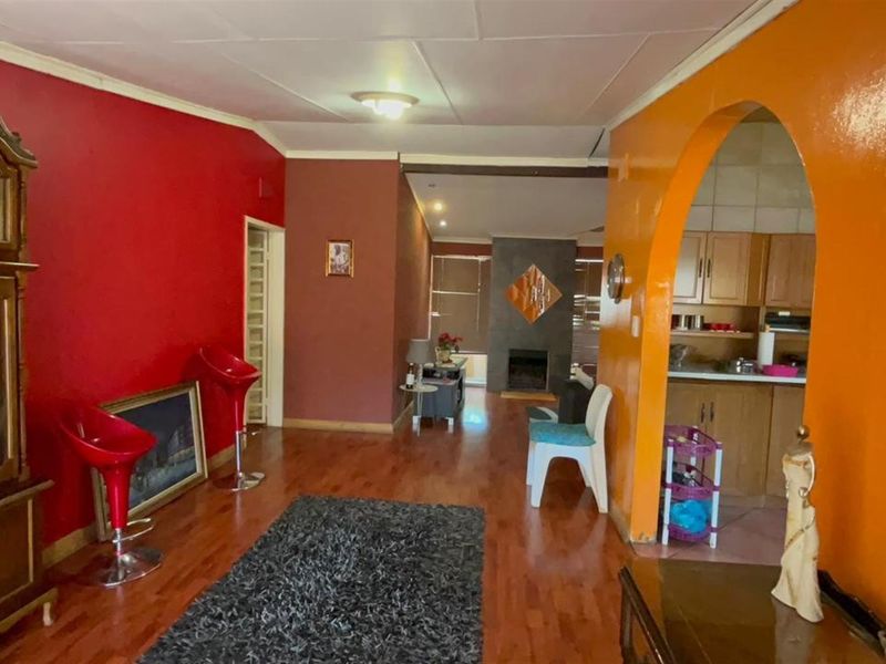 3-Bedroom House For Sale in Sasolburg Central, Sasolburg - Photo 4