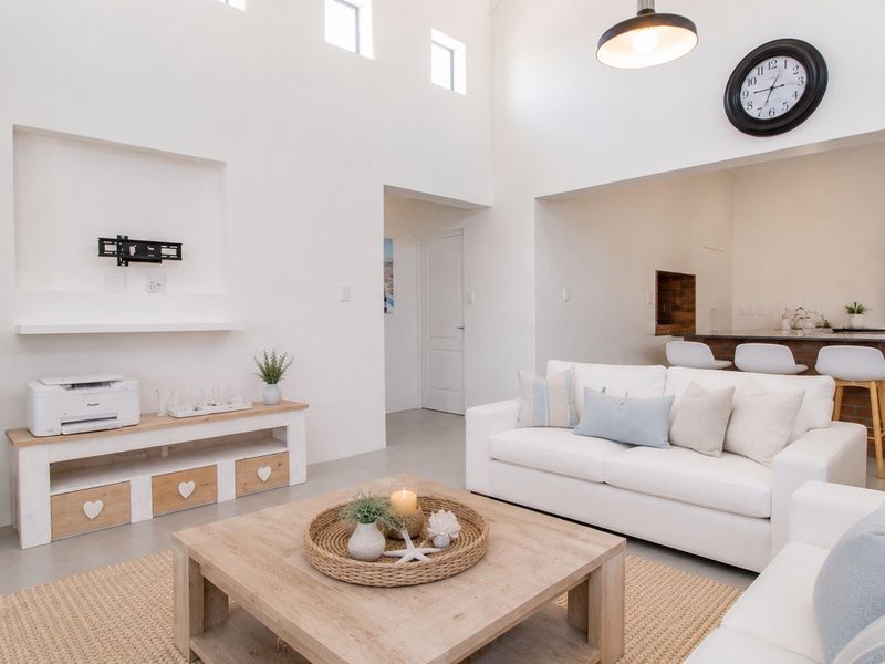 Turn Heads on Every Corner - Just Steps from Golden Mile Beach! - Photo 4