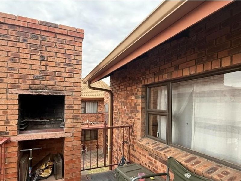 Apartment For Sale in Secunda - Photo 9