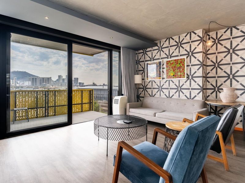 Apartment For Sale in Woodstock, Cape Town - Photo 10