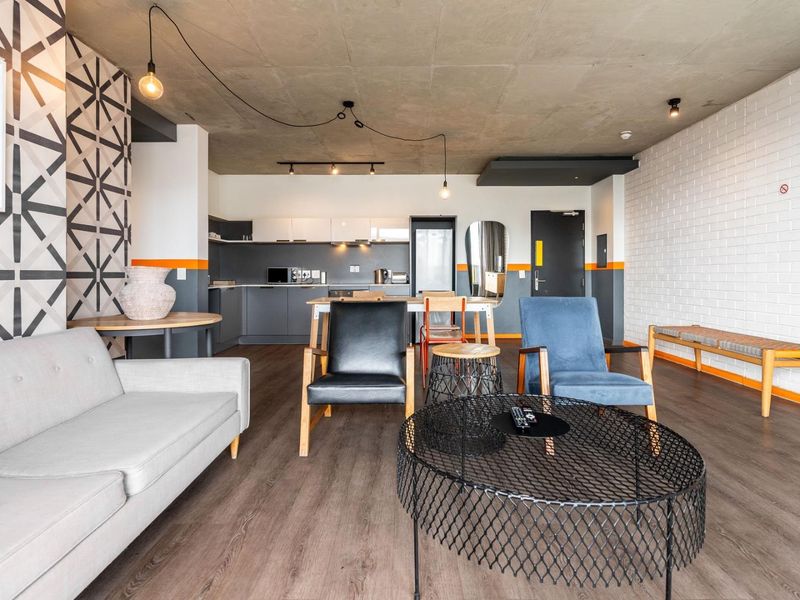 Apartment For Sale in Woodstock, Cape Town - Photo 8