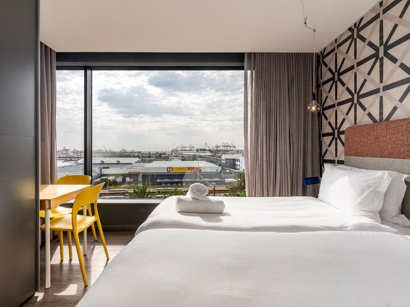 Apartment For Sale in Woodstock, Cape Town - Photo 3