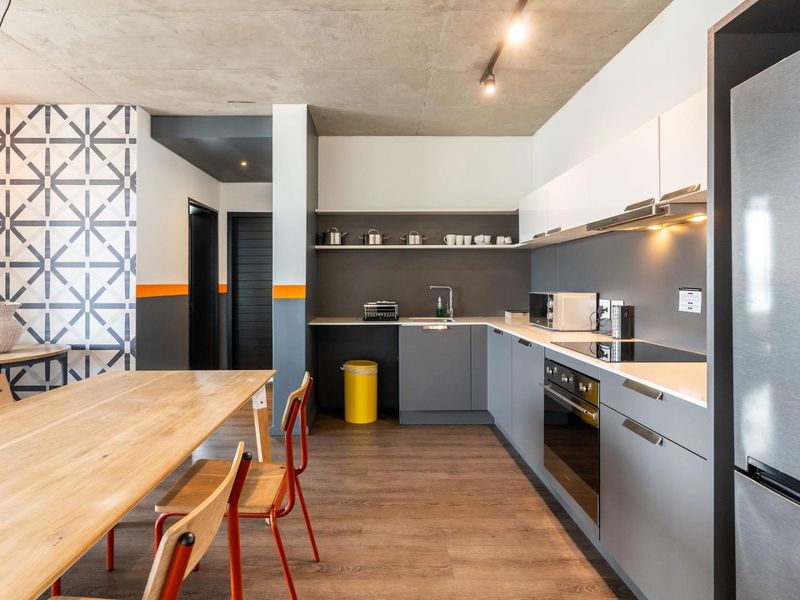 Apartment For Sale in Woodstock, Cape Town - Photo 4