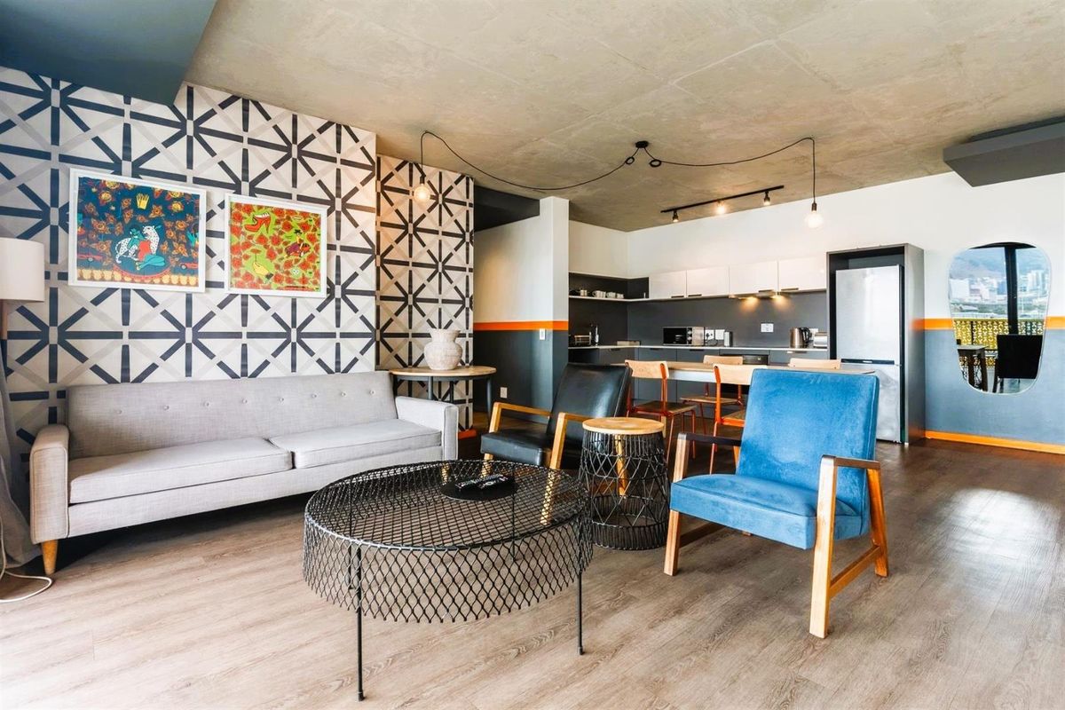 Furnished Apartment For Sale in Woodstock, Cape Town - Photo 4