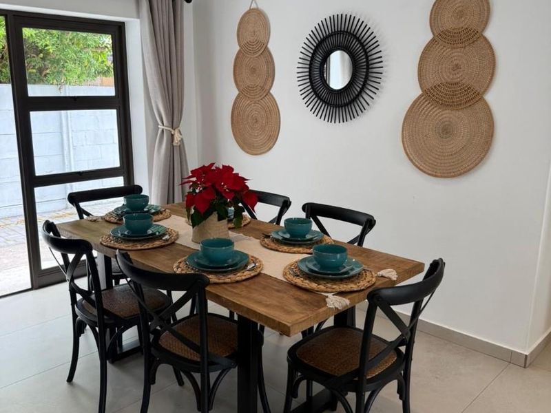 House available in Middedorp, Langebaan - Photo 10