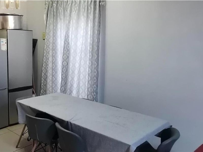 House For Sale in Thistle Grove, Kinross, Secunda - Photo 5