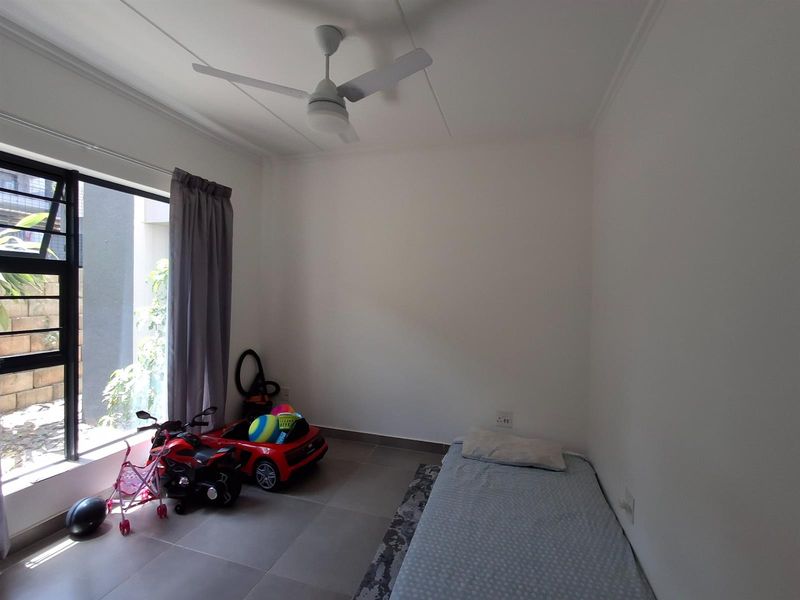 Spacious 3-Bedroom Ground-Floor Apartment in Sought-After Ballito Village - Photo 10