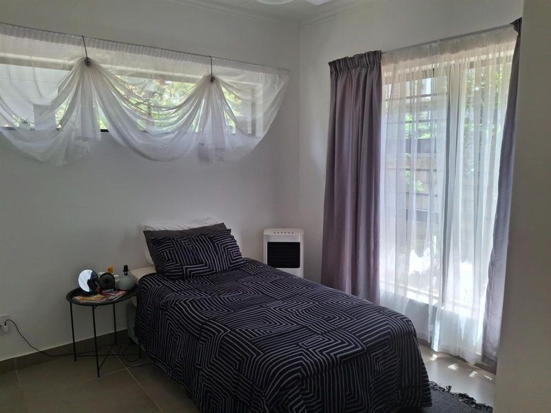 Spacious 3-Bedroom Ground-Floor Apartment in Sought-After Ballito Village - Photo 6