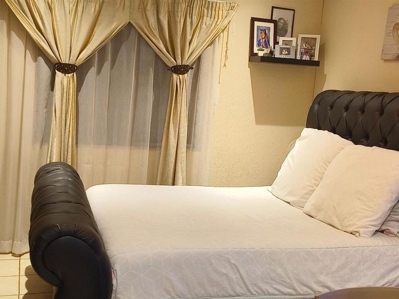 House For Sale in Leopard's Rest Security Estate, Albertsdal, Alberton - Photo 6