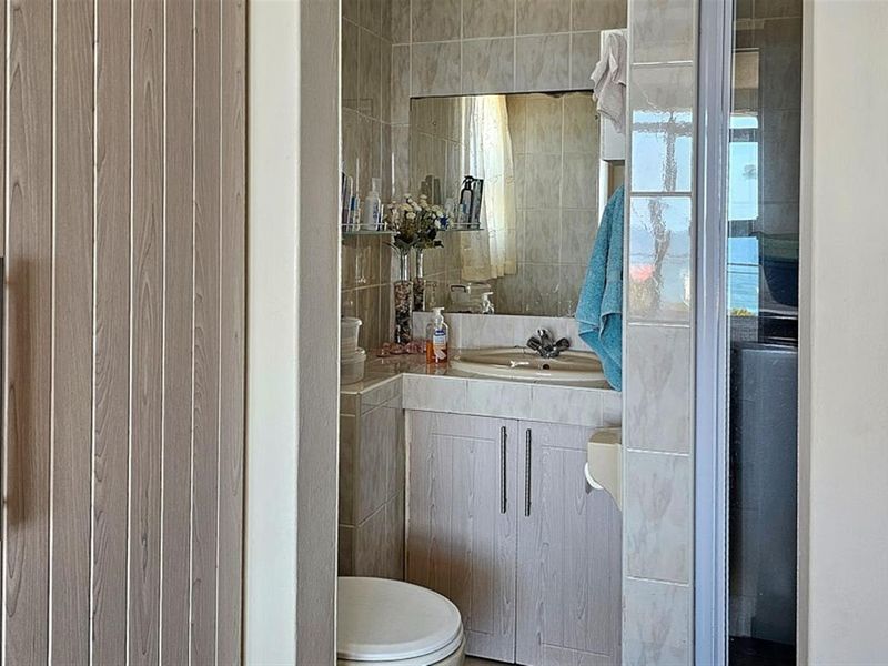 Pristine, Wheelchair Friendly Ocean Living - Photo 6