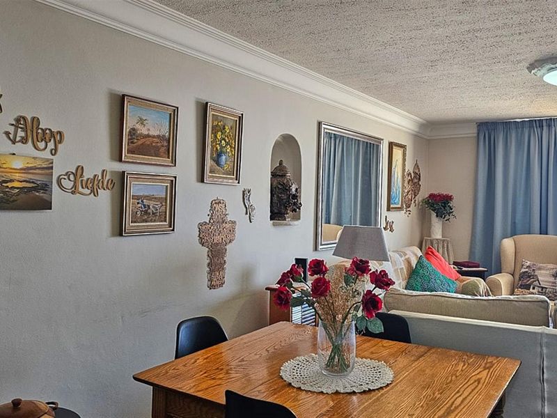 Pristine, Wheelchair Friendly Ocean Living - Photo 8