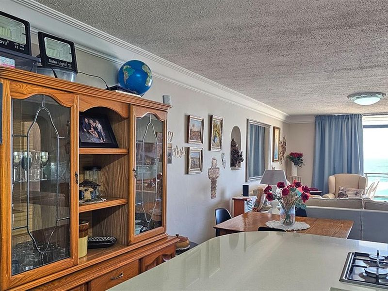 Pristine, Wheelchair Friendly Ocean Living - Photo 9