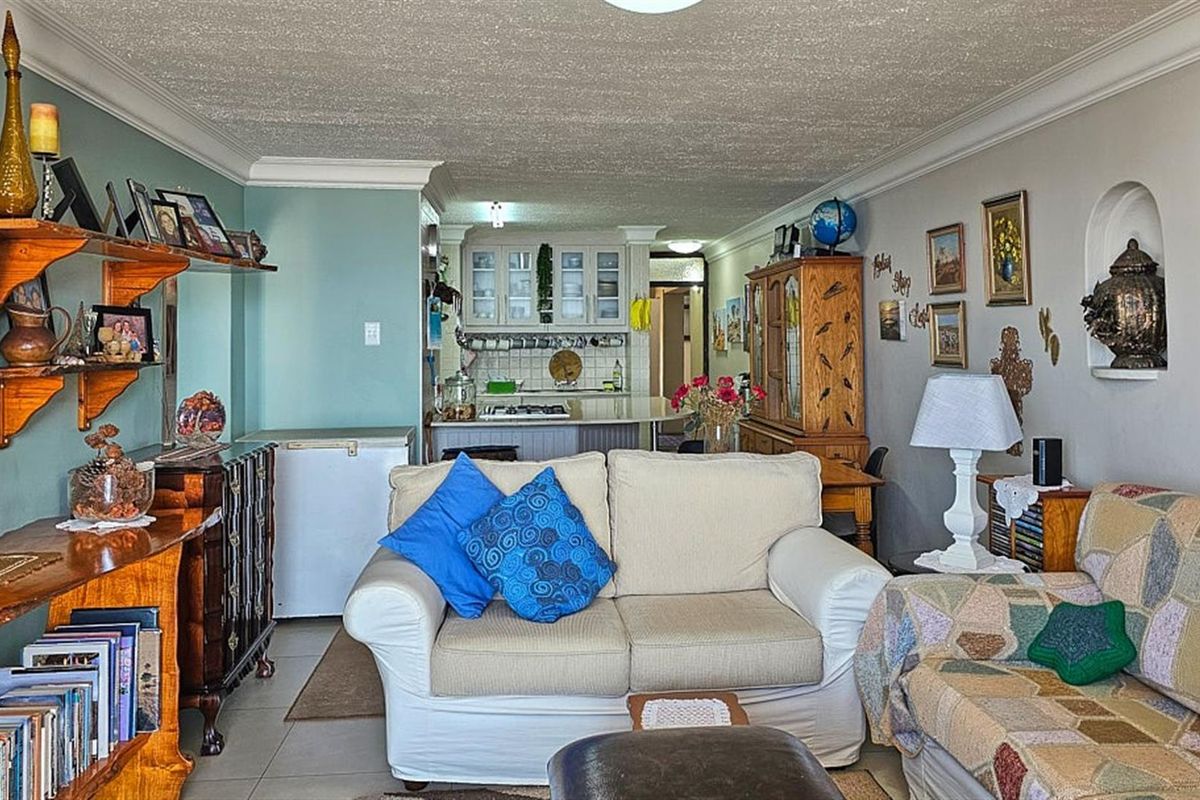 Pristine, Wheelchair Friendly Ocean Living - Photo 2