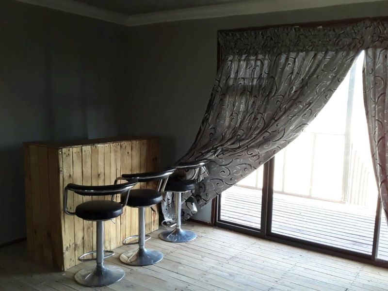 House For Sale in Oranjeville - Photo 9