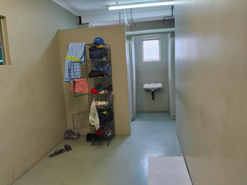 Industrial Property To Rent in Pinetown Central, Pinetown, KwaZulu Natal - Photo 2