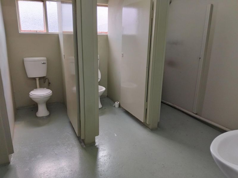 Industrial Property To Rent in Pinetown Central, Pinetown, KwaZulu Natal - Photo 5