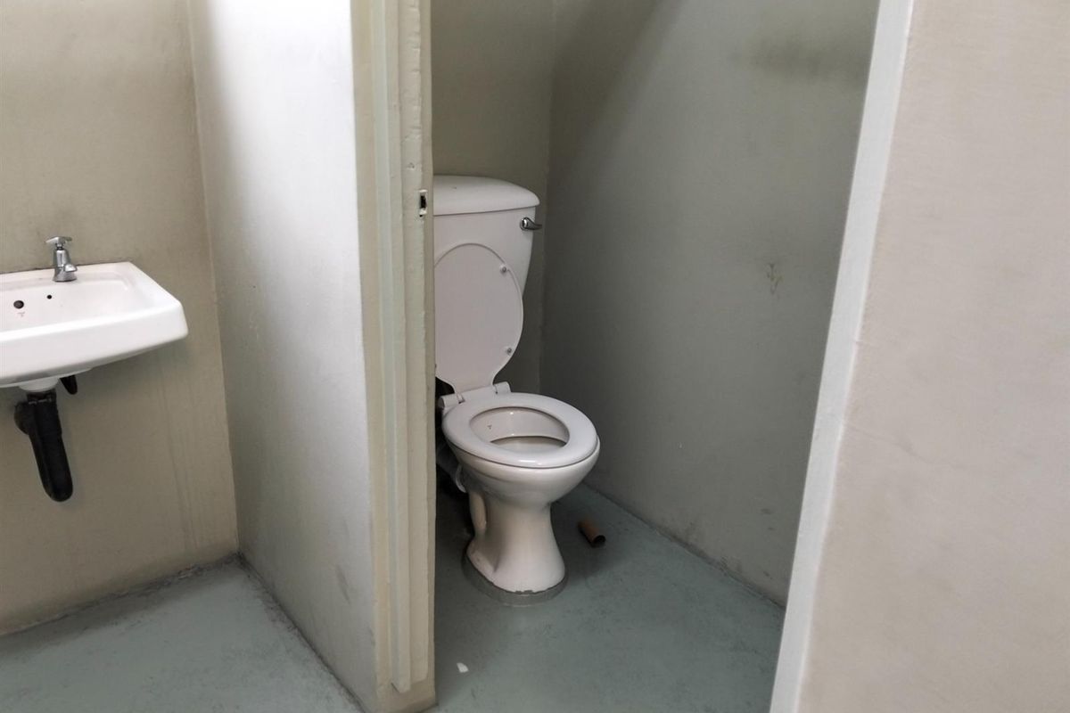 Industrial Property To Rent in Pinetown Central, Pinetown, KwaZulu Natal - Photo 3