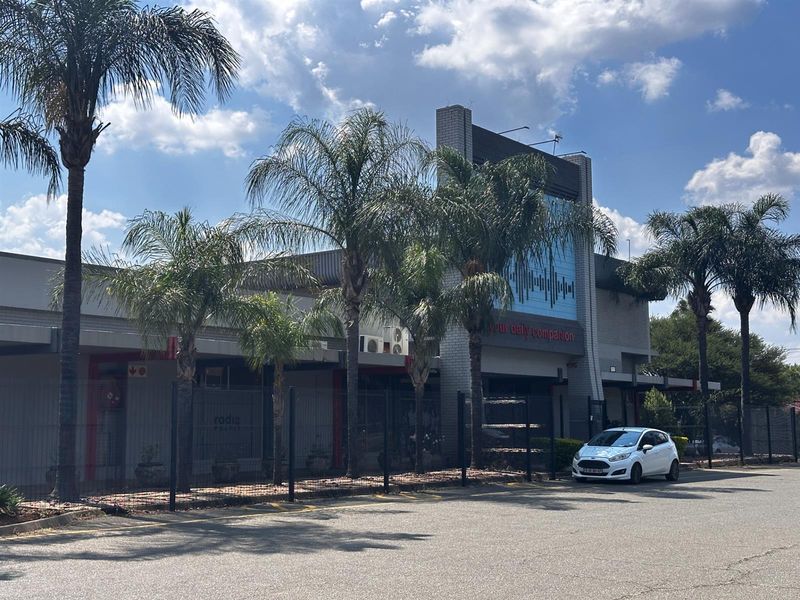 Commercial Property For Sale in Kilner Park, Pretoria - Photo 2