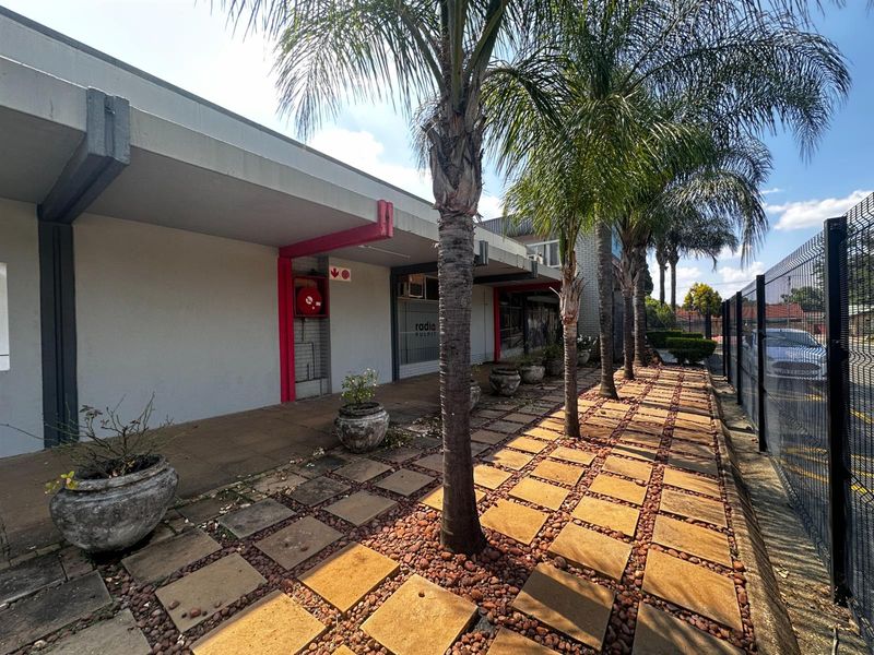 Commercial Property For Sale in Kilner Park, Pretoria - Photo 3