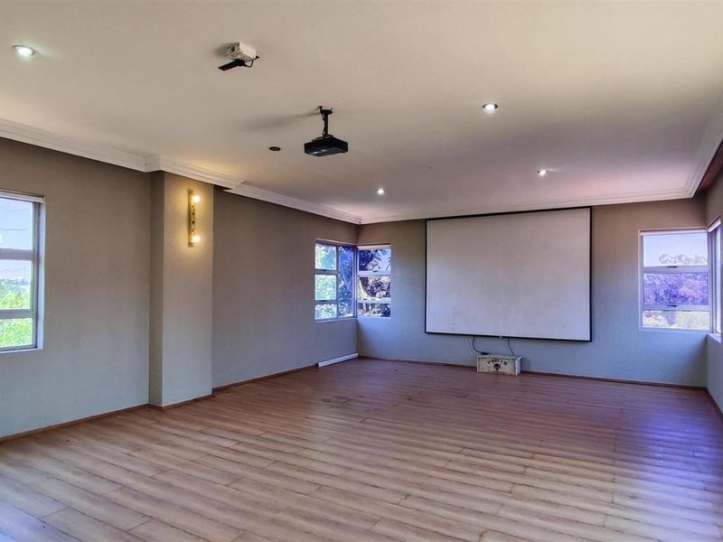 Luxury Living at Its Finest | SW5 Proper, Vanderbijlpark - Photo 10