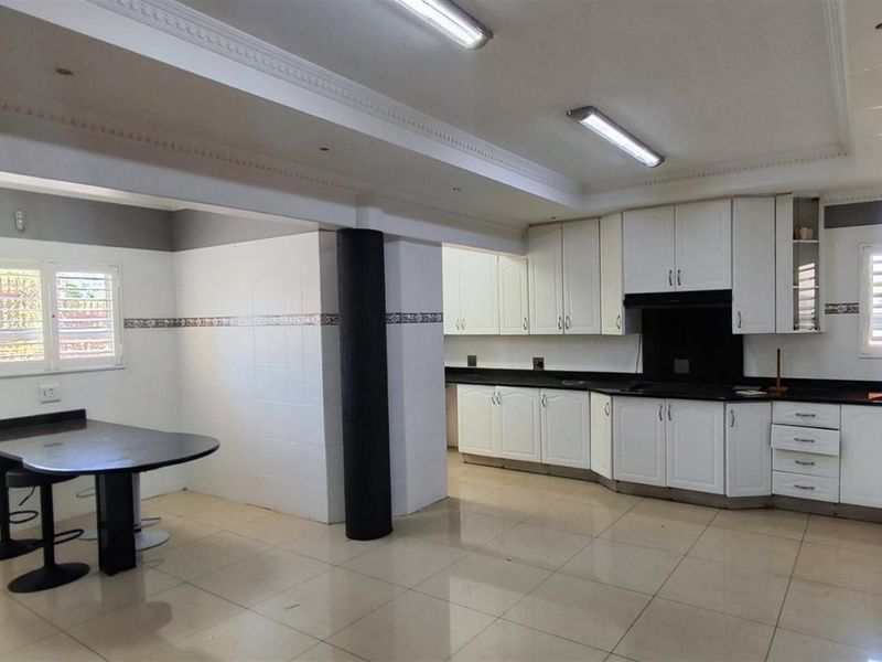 Luxury Living at Its Finest | SW5 Proper, Vanderbijlpark - Photo 3