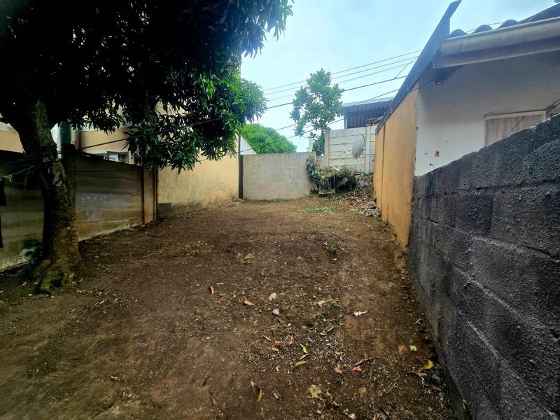 Two Duplex For Sale in Phoenix, KwaZulu Natal - Photo 4