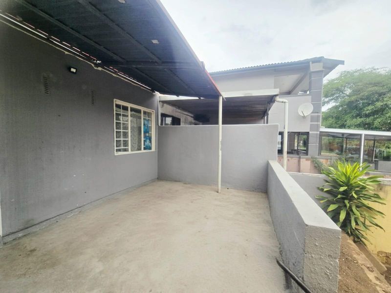 Two Duplex For Sale in Phoenix, KwaZulu Natal - Photo 1