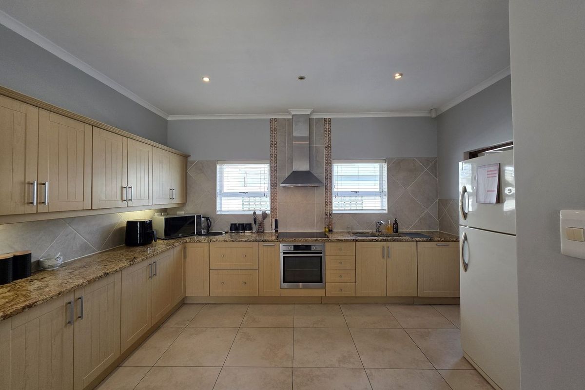 House For Sale in Fountains Estate, Jeffreys Bay - Photo 3