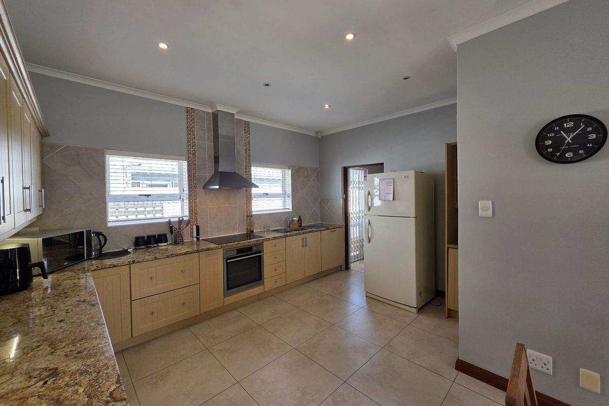 House For Sale in Fountains Estate, Jeffreys Bay - Photo 4