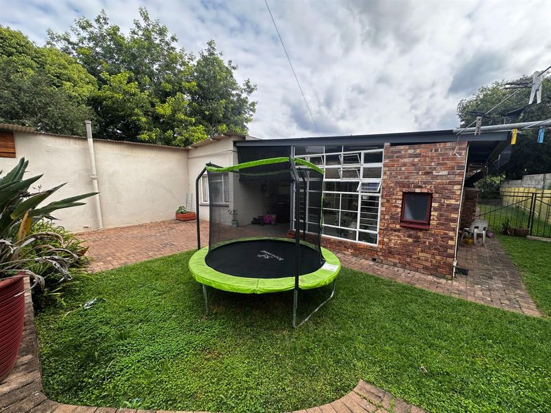 House For Sale in East Lynne, Pretoria - Photo 6