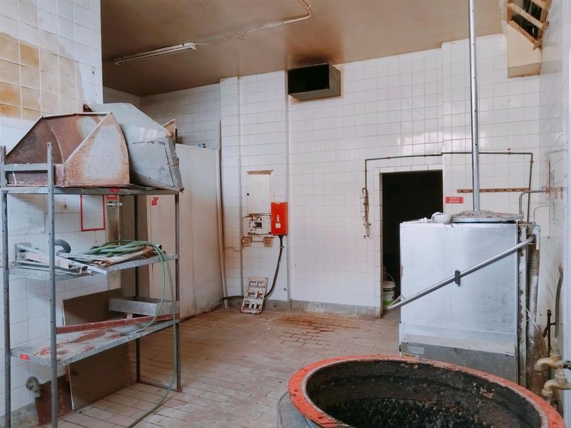 Great Location - Photo 7