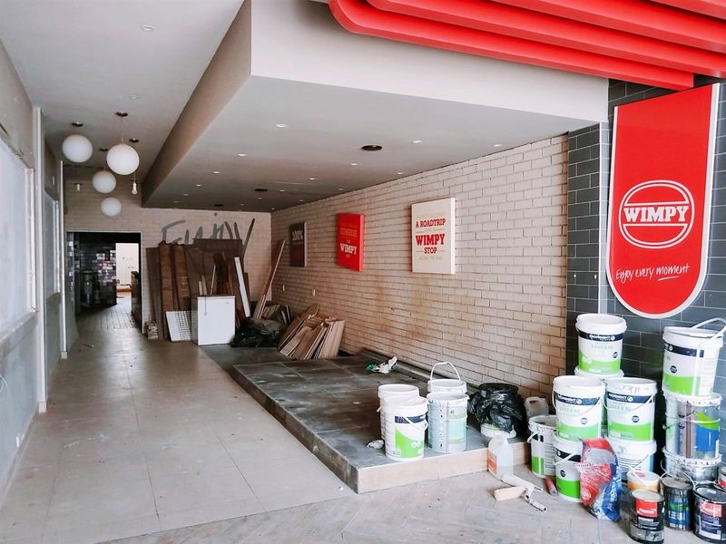 Great Location - Photo 3