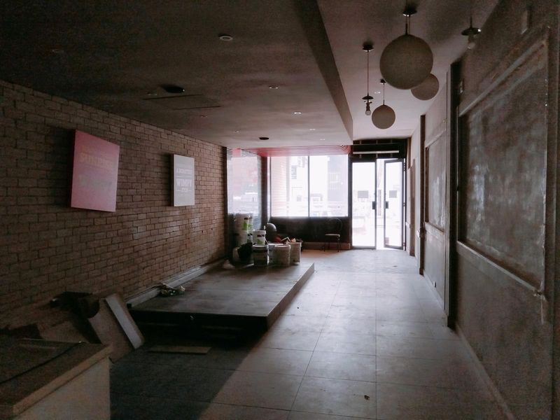 Great Location - Photo 2