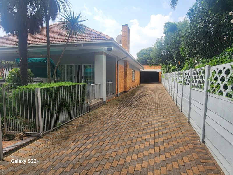 Where Family Fun Begins in Highlands North, Johannesburg - Photo 2