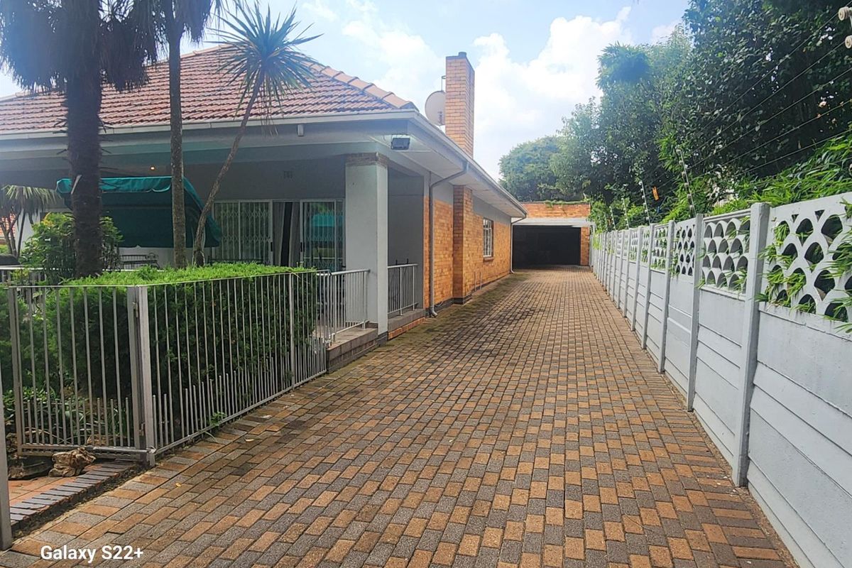 Where Family Fun Begins in Highlands North, Johannesburg - Photo 2