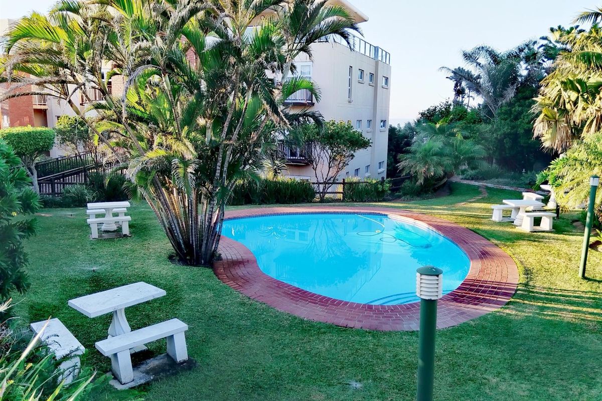 Furnished ground floor apartment with a view - Photo 5